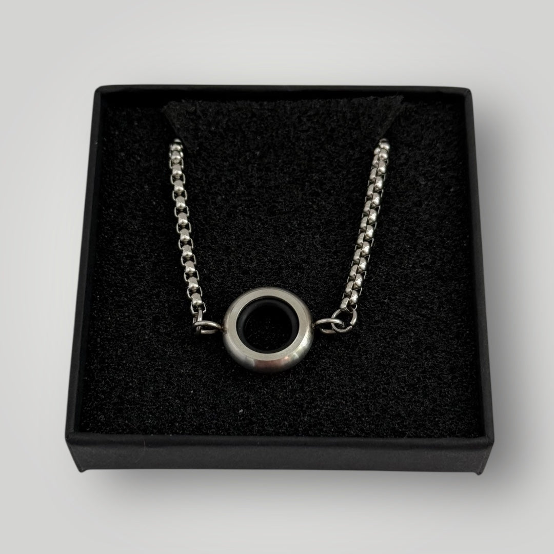 Sekret Necklace